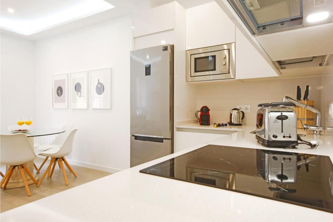 Sofia Suites Madrid Esterno foto